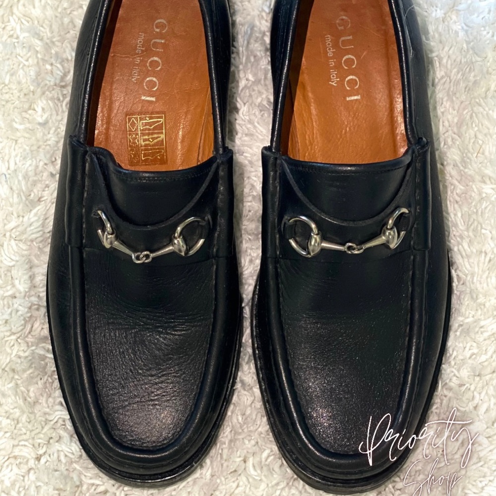 Gucci loafer size 7 *Authentic* mint condition